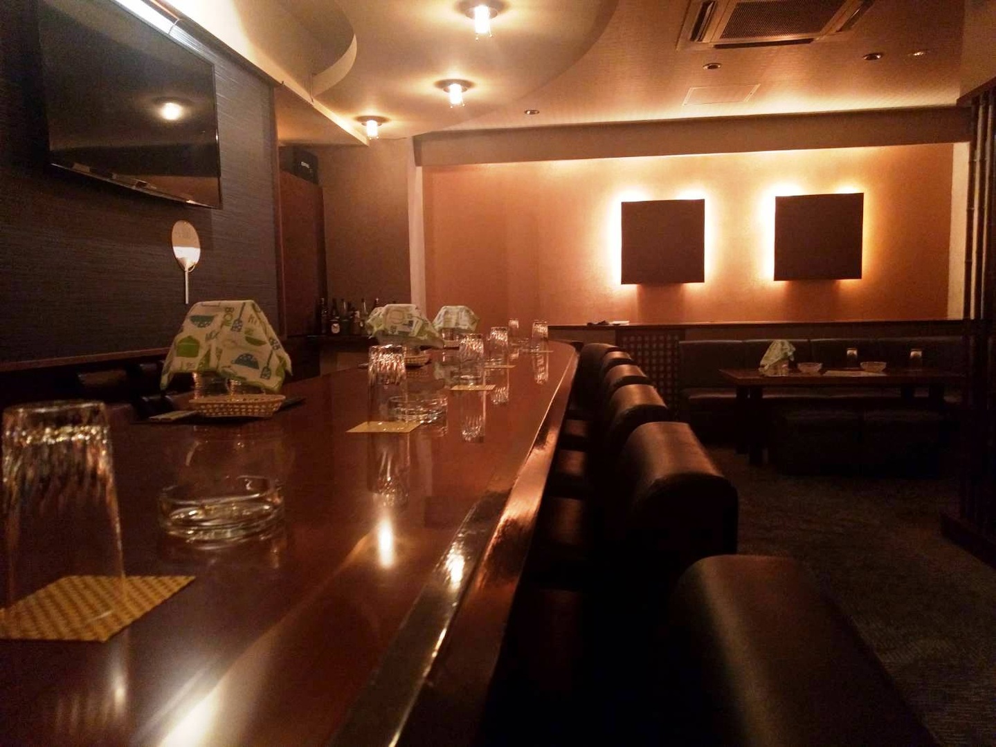 ラウンジ 川上