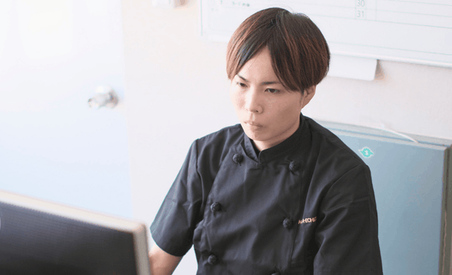 創作和洋菓子 花えちぜん（デザイナー）